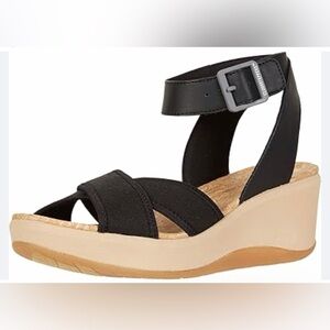 Clarks Women's Step Cali‎ Coast Wedge Black Sandals Size 10 M